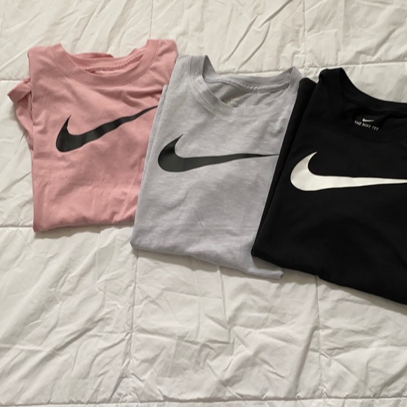 Nike Tops - 3 women’s Nike tee shirts